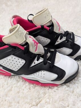 Kids Jordan 6 Low Sneakers